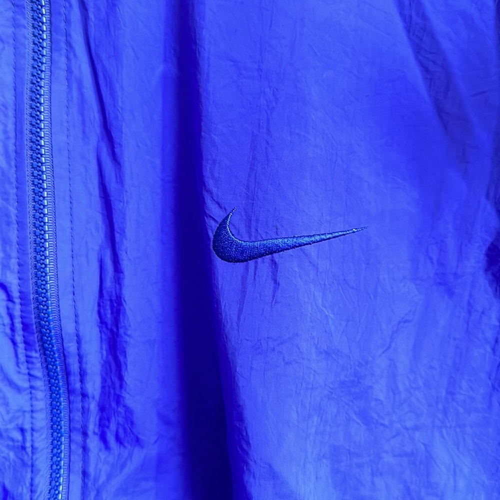 Vintage Blue Nike Windbreaker - Picture 7 of 7